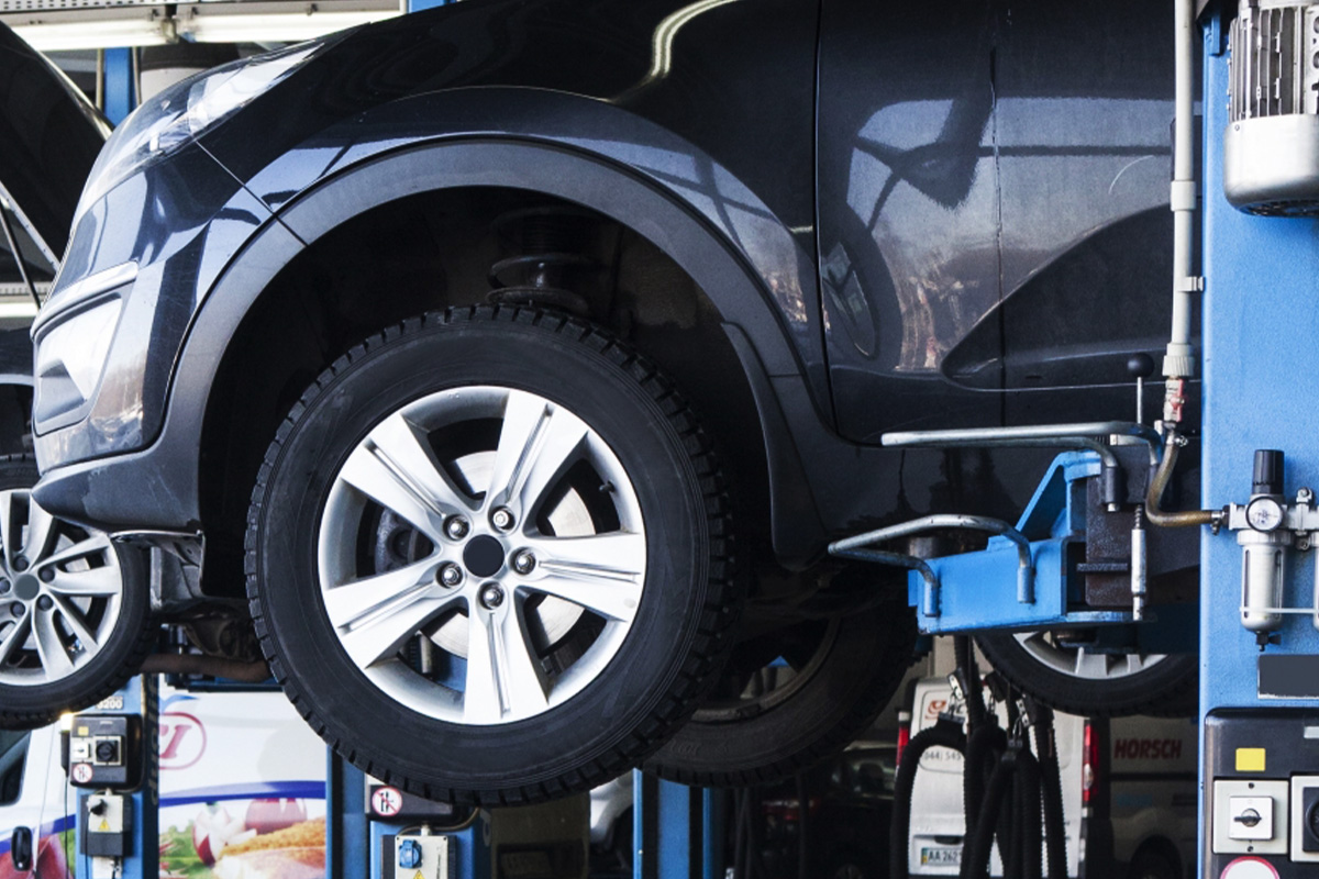 長く頼れる整備工場を目指して